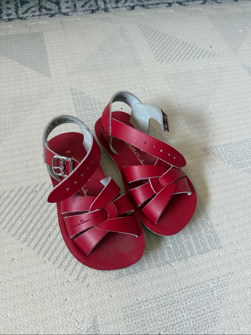 Sun San Red Kids Leather Sandals - Classic Strappy Design